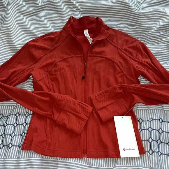lululemon athletica Jackets & Blazers - NWT Lululemon define jacket LOWEST PRICE